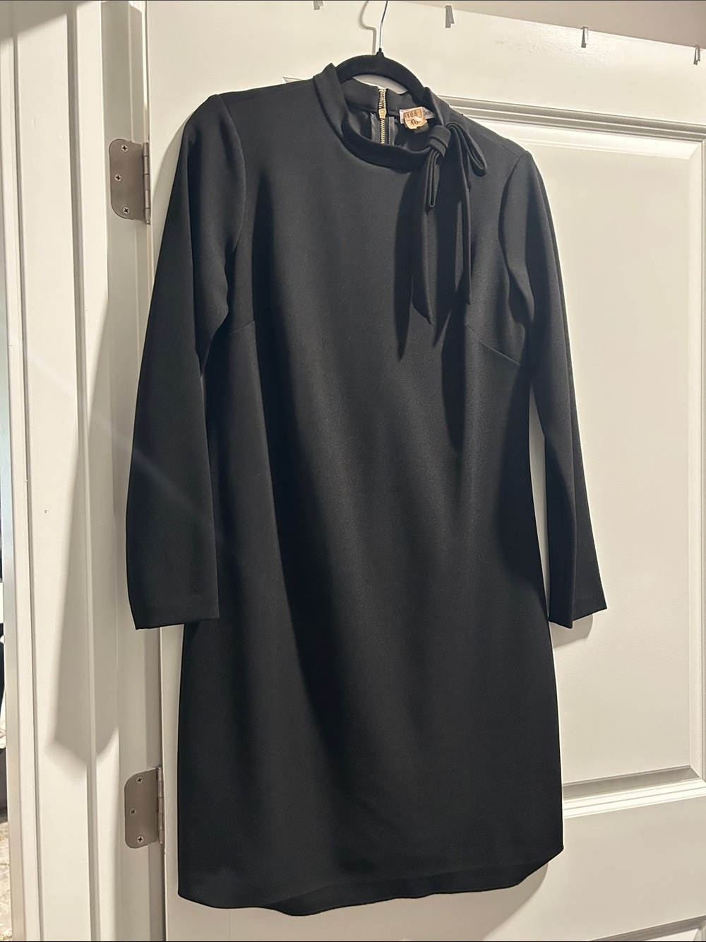 Calvin Klein Black Long-Sleeve Tie-Neck Shift Dress